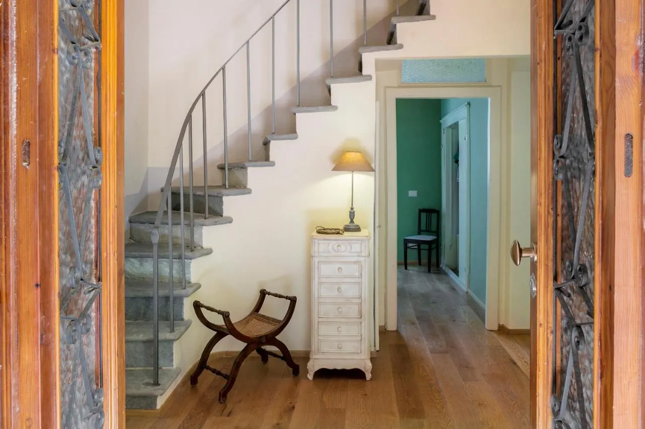 Stence Apartment Lucca